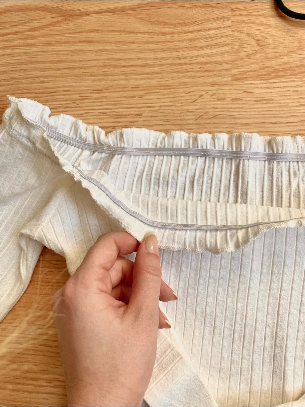 Cropped Off-Shoulder Tie-Front White Top - Picture 3 of 6